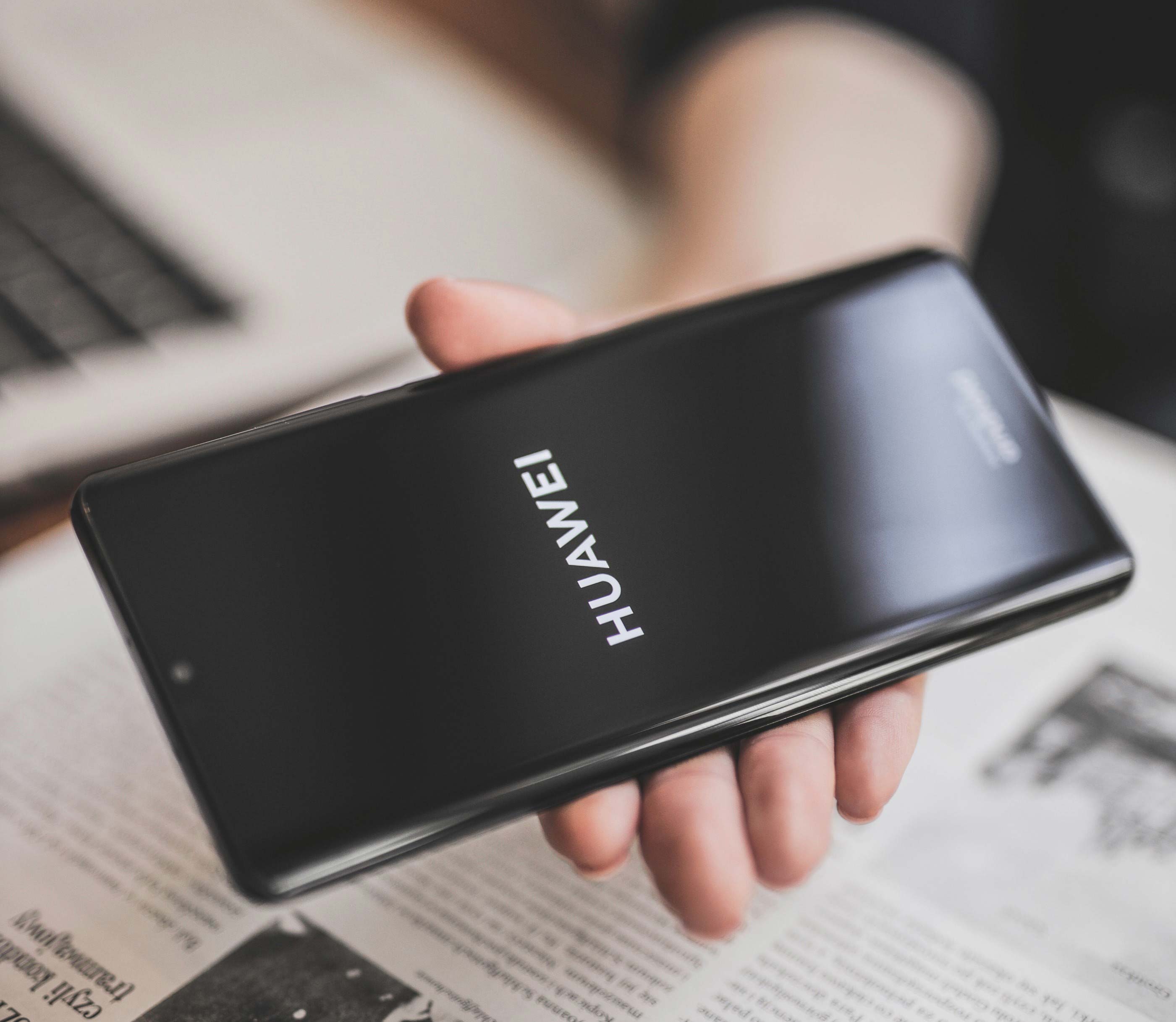 VELIK RAST HUAWEIJA NA FORTUNE 500 LJESTVICI: POPELI SE ZA ČAK 11 MJESTA VELIK RAST HUAWEIJA NA FORTUNE 500 LJESTVICI: POPELI SE ZA ČAK 11 MJESTA