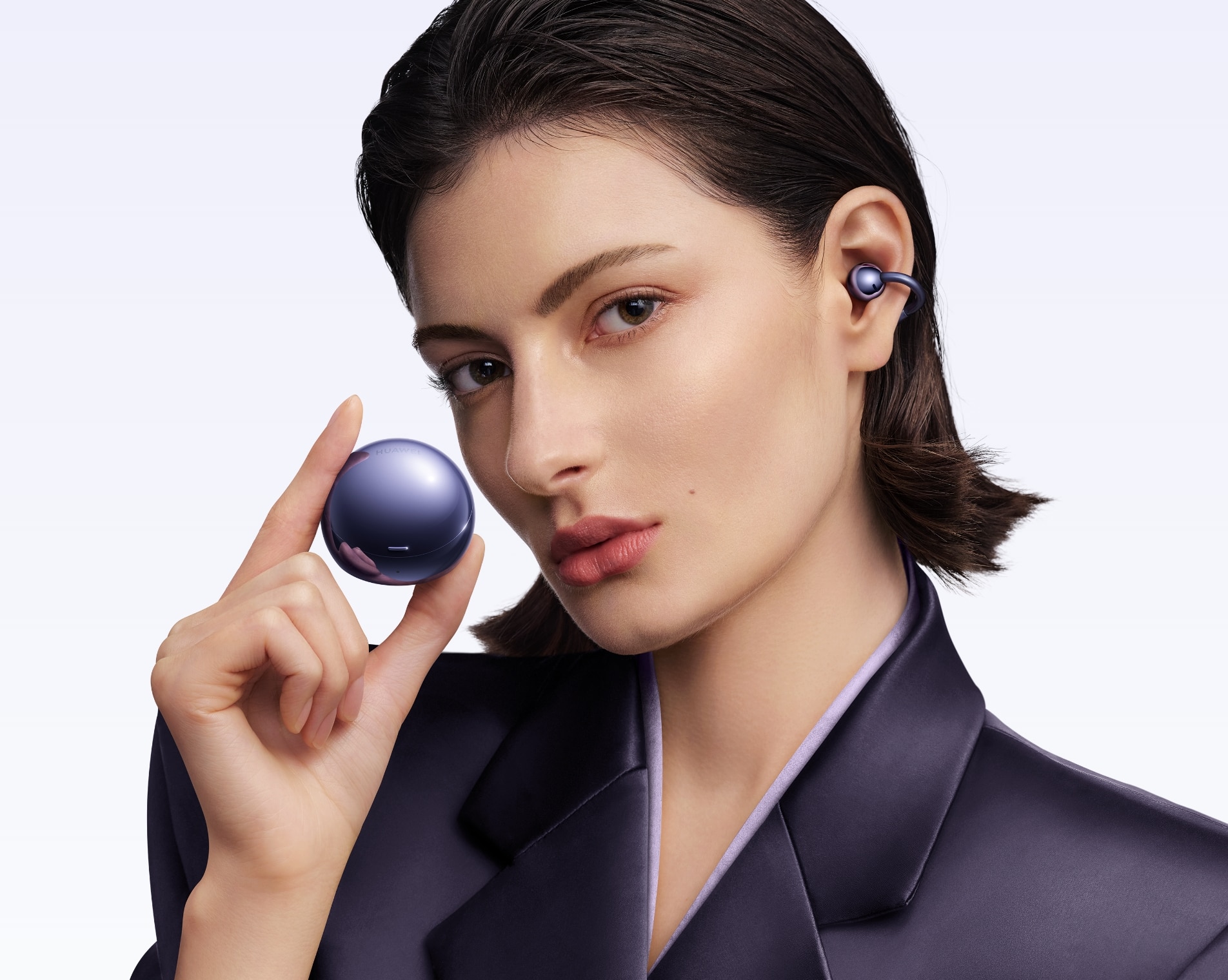 HUAWEI FreeClip 2 典藏版 耳夹耳机星海蓝耳机正面图，展示耳机的颜色