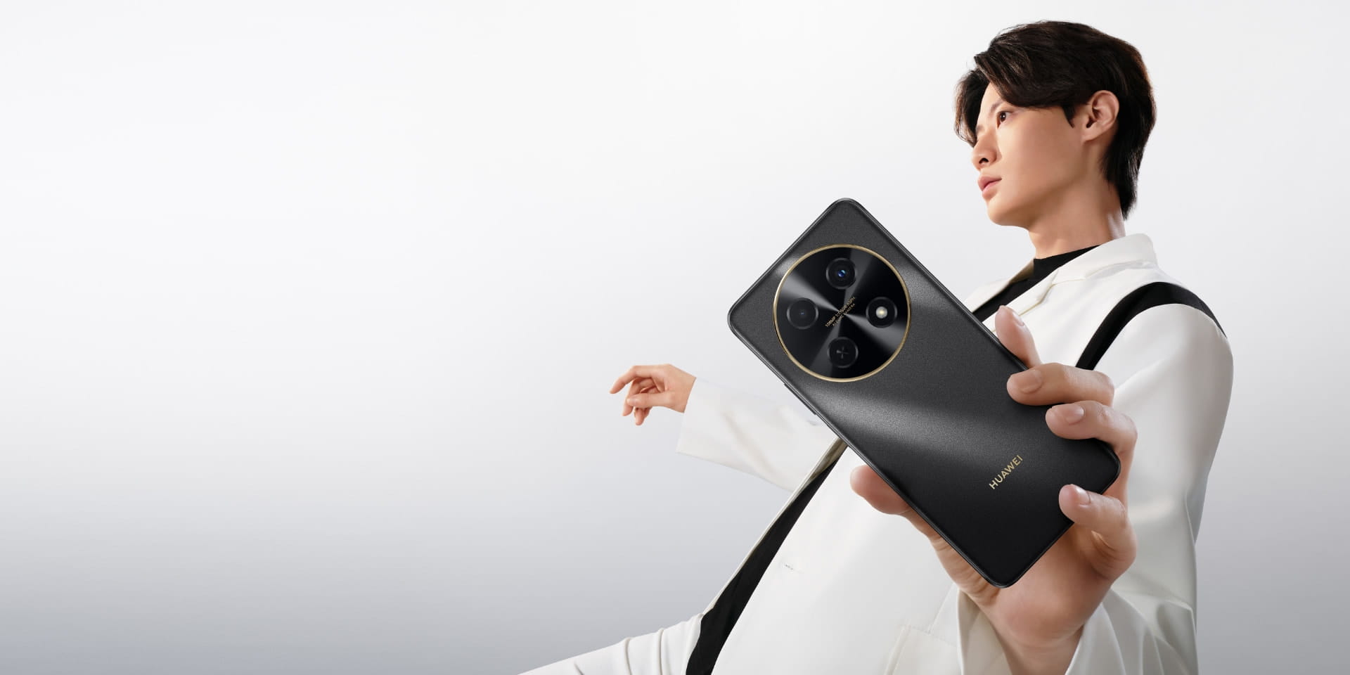 华为畅享 70 Pro 外观雪域白