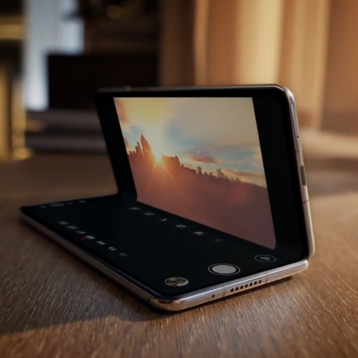 HUAWEI Mate X3 镜头模组设计