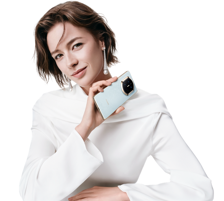 HUAWEI Mate 7 人物场景图，展示蓝色产品