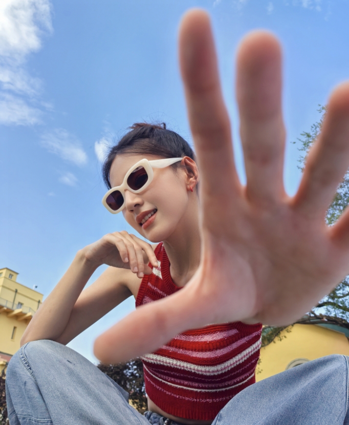 HUAWEI nova Flip S 多角度自由拍