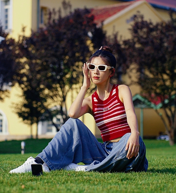 HUAWEI nova Flip S 多角度自由拍