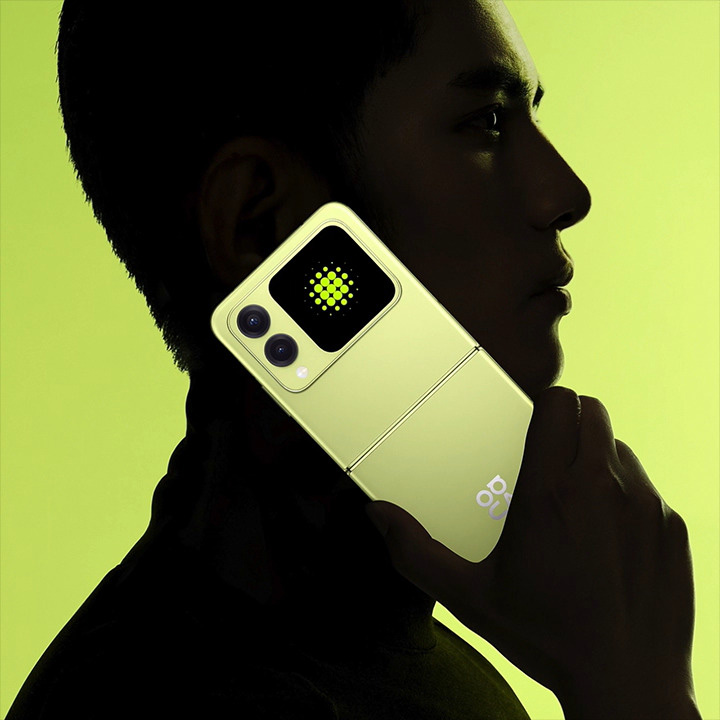 HUAWEI nova Flip 趣方屏