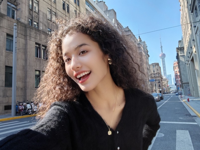 HUAWEI nova 12 高清人像