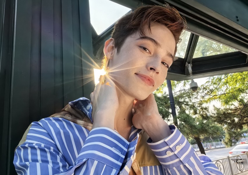 HUAWEI nova 13 Pro 影像样张,展示可变光圈