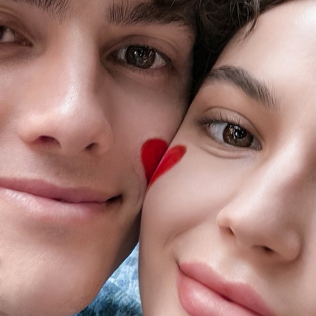 HUAWEI nova 14 Pro 影像样张,展示前置多焦段人像