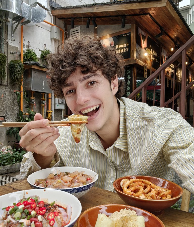 HUAWEI nova 14 高清自拍,展示自拍清晰