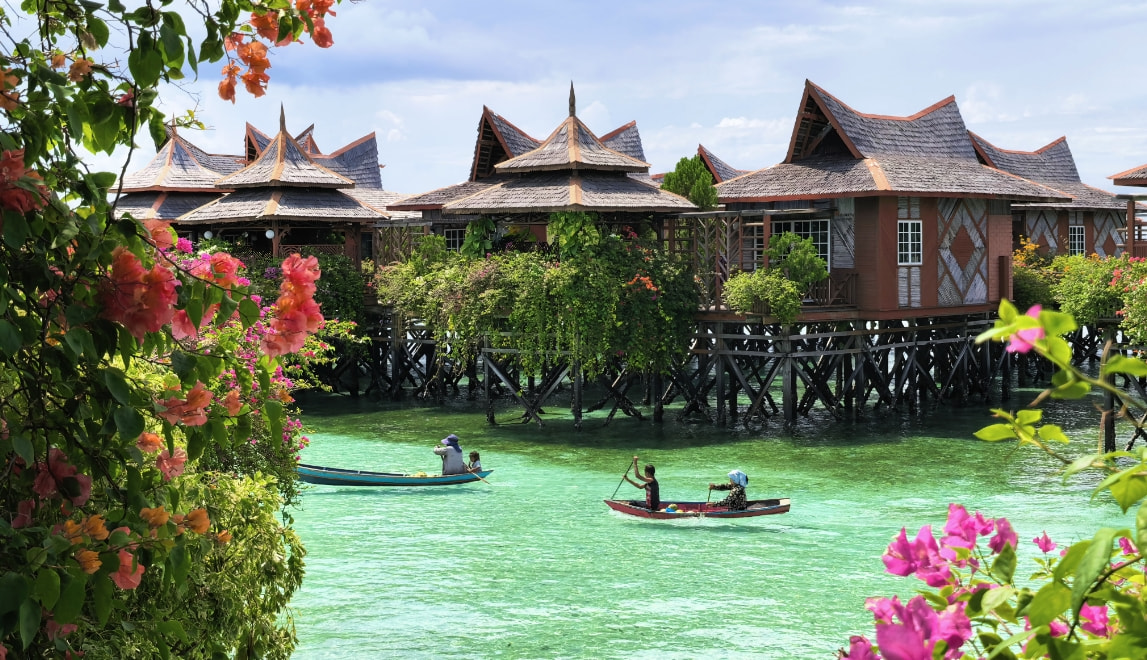 HUAWEI nova 15 Pro 自然色卡样张，展示自然色彩风格