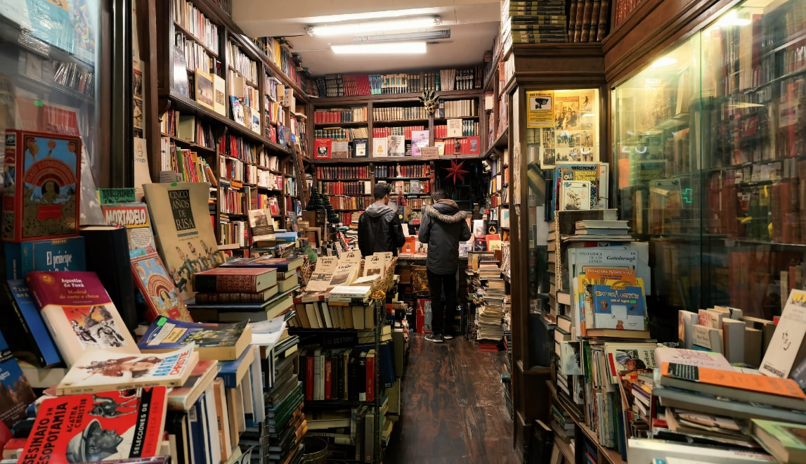 HUAWEI nova 15 Pro 电影色卡样张，展示电影色彩风格