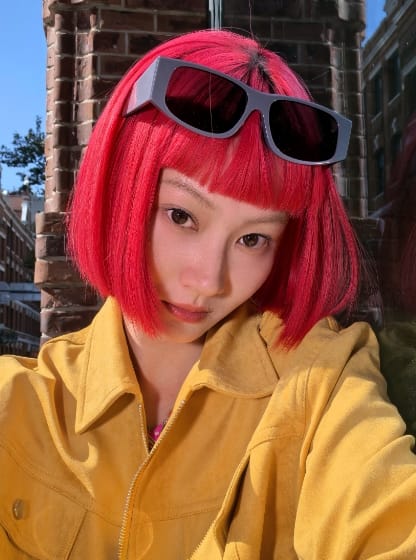 HUAWEI nova 15 Ultra 前置样张，展示光影层次色彩真实