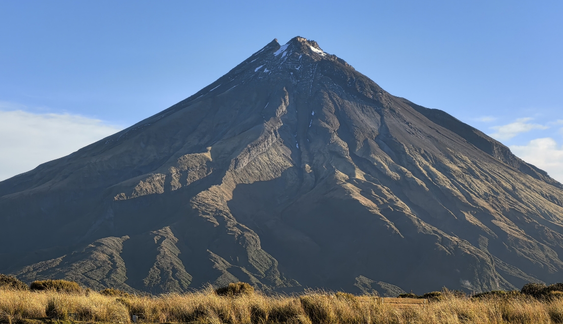 HUAWEI nova 15 自然色卡样张，展示自然色彩风格