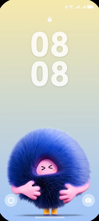 HUAWEI Pura 80 Pro+ 手机正面图与交互视频，展示 AI 互动主题舞林萌主的趣味交互效果