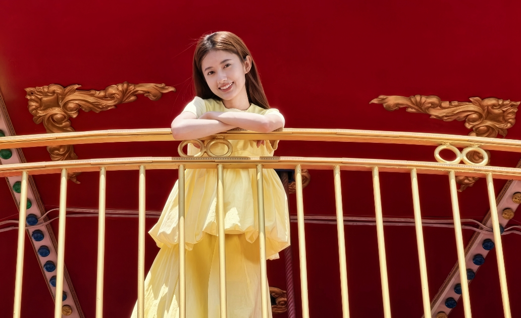 HUAWEI Pura 80 红枫原色影像拍摄的照片展示，体现照片的真实色彩