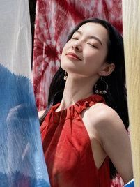 使用 HUAWEI Pura 90 第二代红枫影像拍摄的旅行照片，展示了拍照的色彩真实