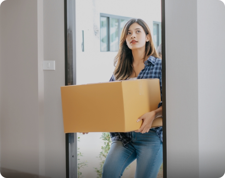 用户在短租合租时，华为移动路由 5 可满足房间覆盖条件，展示了华为移动路由 5 信号强劲