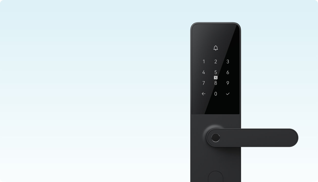 展现了华为智能门锁 M2 的多种解锁方式