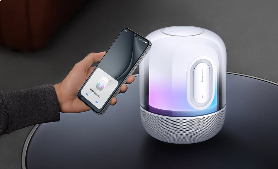 手机靠近 HUAWEI Sound X5，一碰传音