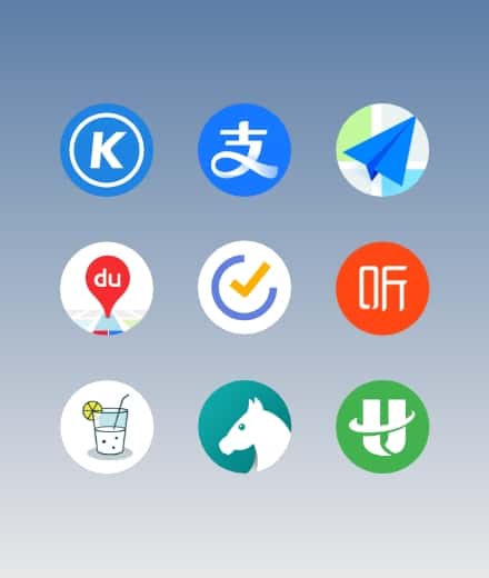 分别展示 HUAWEI WATCH ULTIMATE DESIGN 非凡大师的定制主题、蓝牙通话、NFC 支付、应用市场、腕上截屏