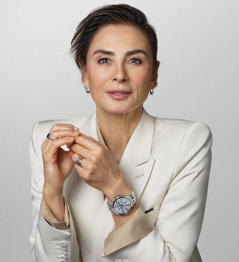 HUAWEI WATCH ULTIMATE DESIGN 非凡大师 星钻绽放款设计师 Francesca Amfitheatrof 介绍设计理念