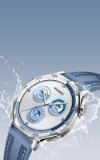 HUAWEI WATCH GT 5 blue with water splash,display corrosion resistance and waterproof feature 