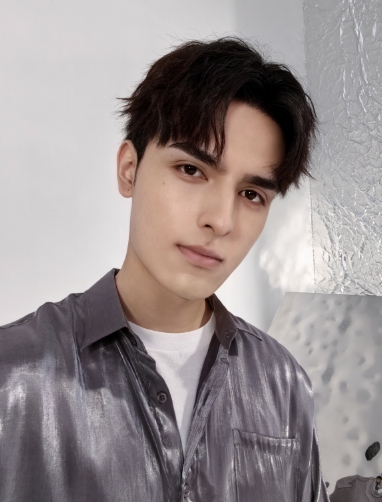 HUAWEI nova 10 60MP ultra wide high-res selfie