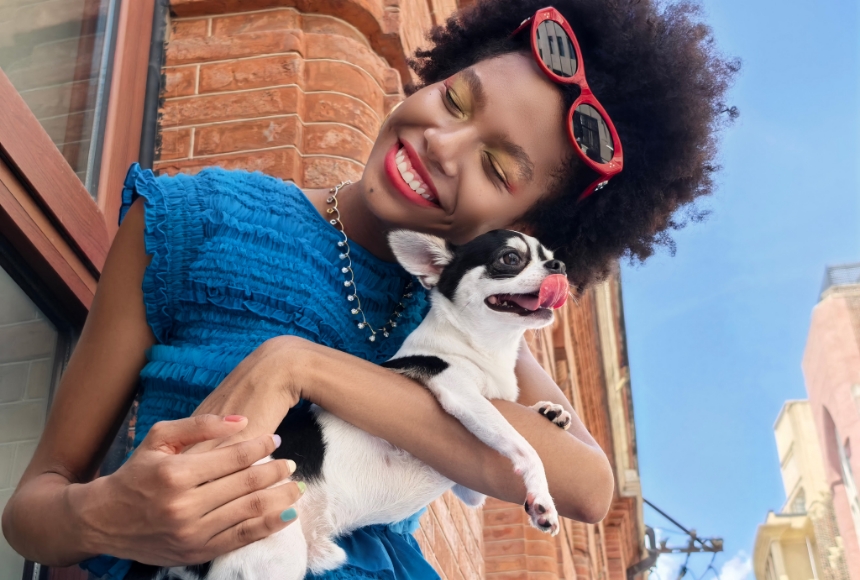 Photos taken by HUAWEI nova 14 Pro, demonstrating rear multi-focal portrait