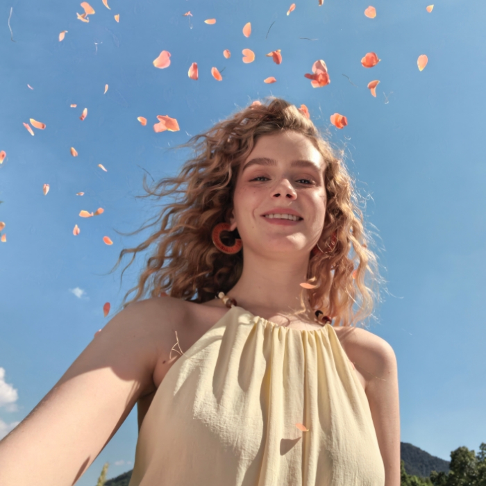 Photos taken by HUAWEI nova 14 Pro, demonstrating rear Ultra Speed Snapshot