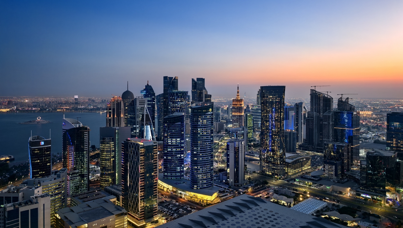 Night scenery photos taken by HUAWEI Pura 80 Pro, display the function of 1-inch Ultra Lighting Camera