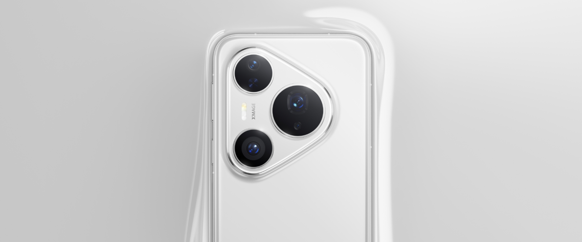 HUAWEI Pura 80 Pro glazed white, display the phone's color