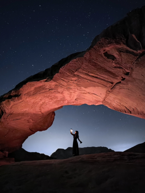 Night scenery photos taken by HUAWEI Pura 80 Pro, display the function of 1-inch Ultra Lighting Camera