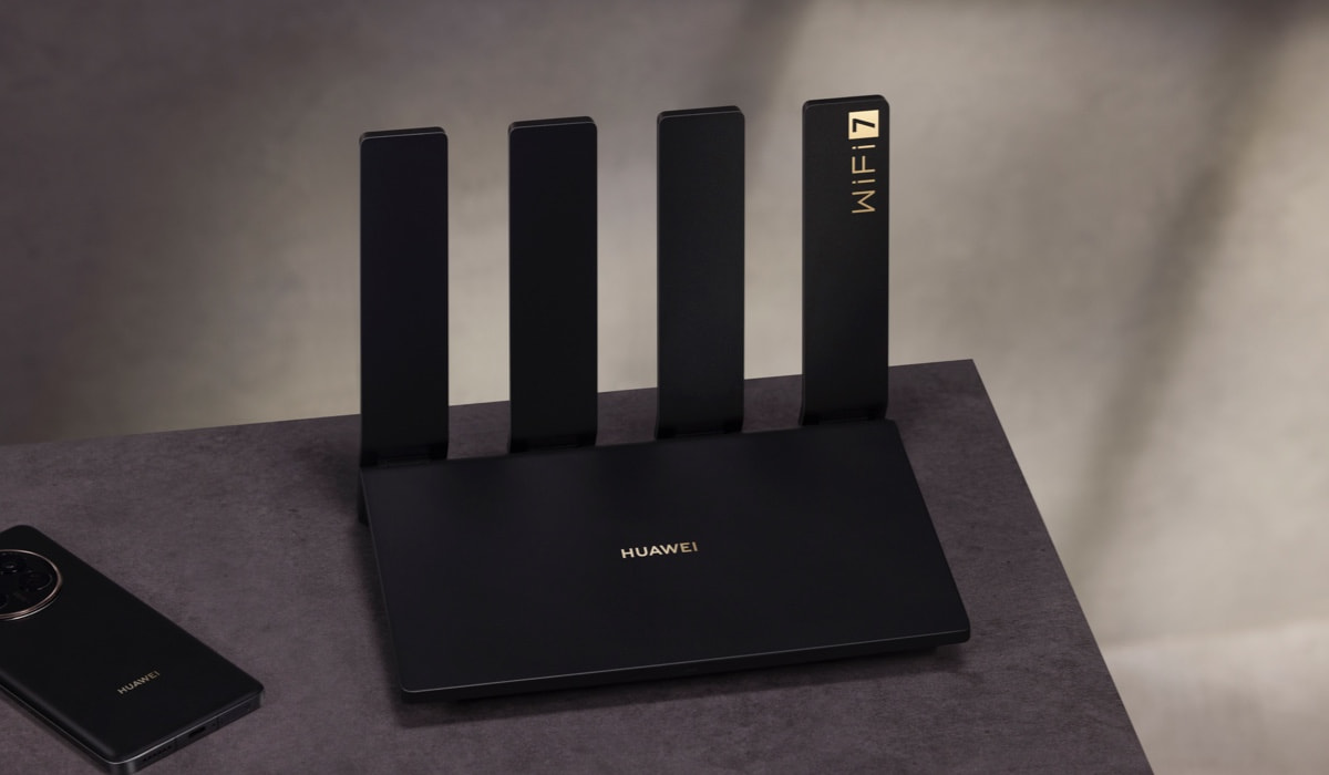 HUAWEI WiFi BE3 Pro top shot