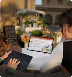 HUAWEI MatePad 11.5's creative image, showing the working feature.
