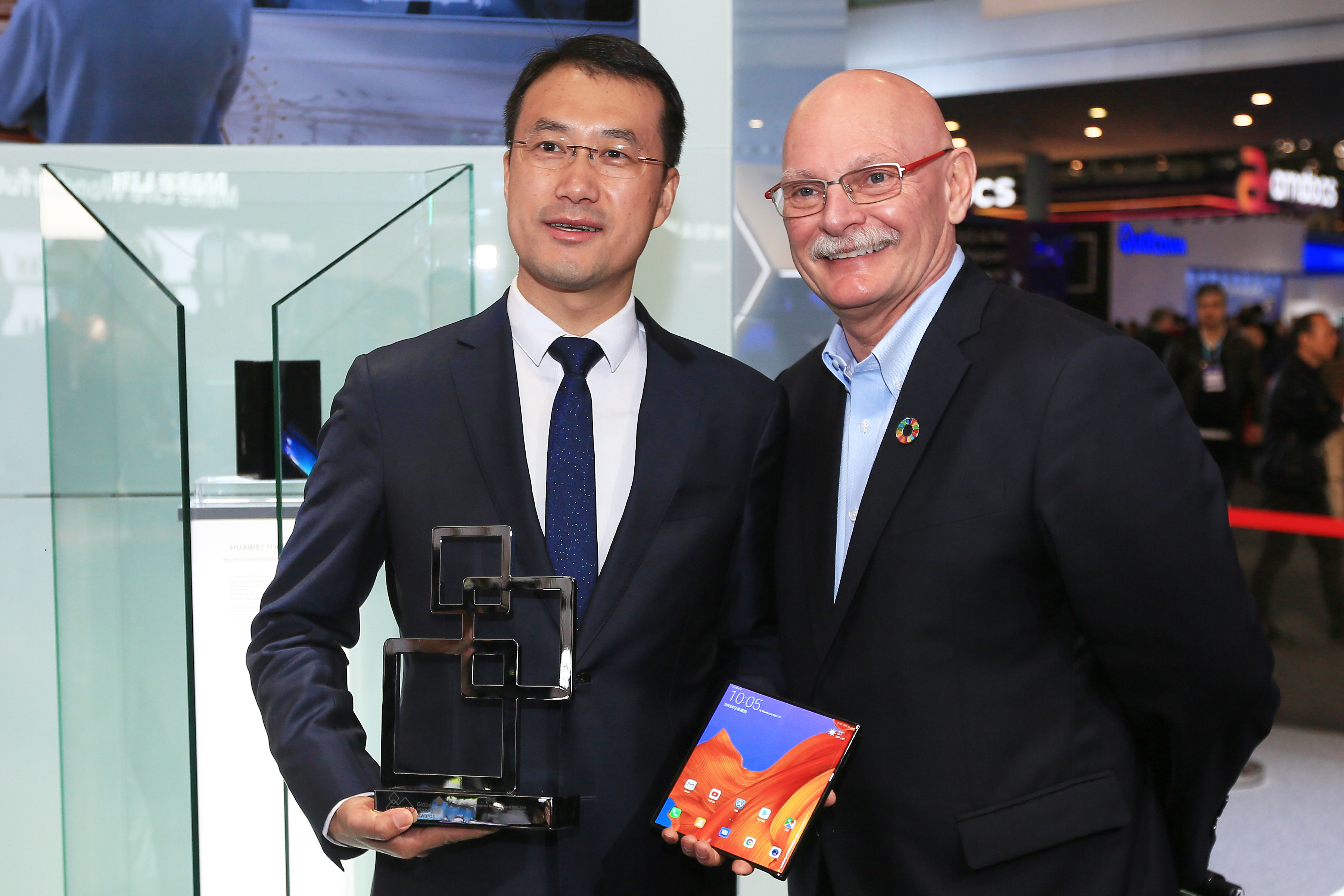HUAWEI Mate X Wins GLOMO Award for Best New Connected Mobile Device at MWC19 Barcelona  