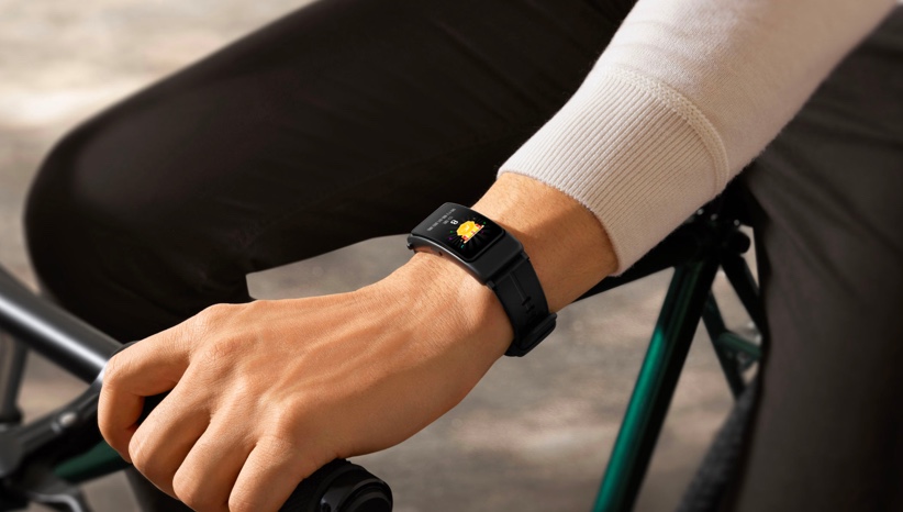 戴上手环，即刻锻炼