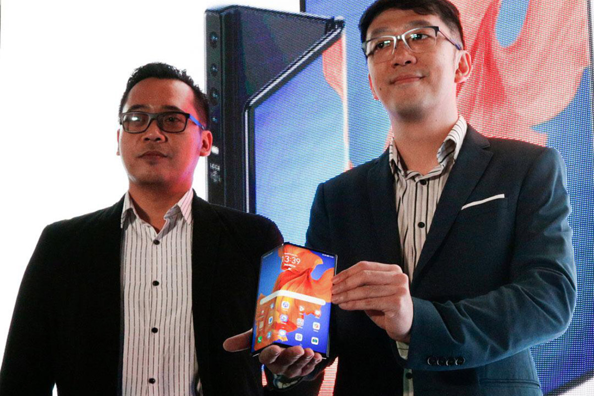 HUAWEI Mate Xs Menetapkan Standar Baru Bagi Ponsel Lipat