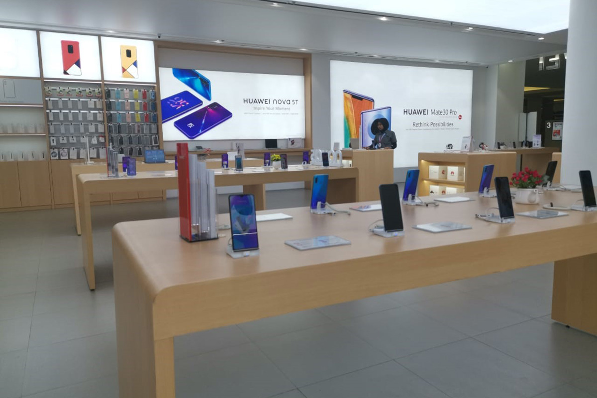 Pre-Order HUAWEI Mate Xs Store List