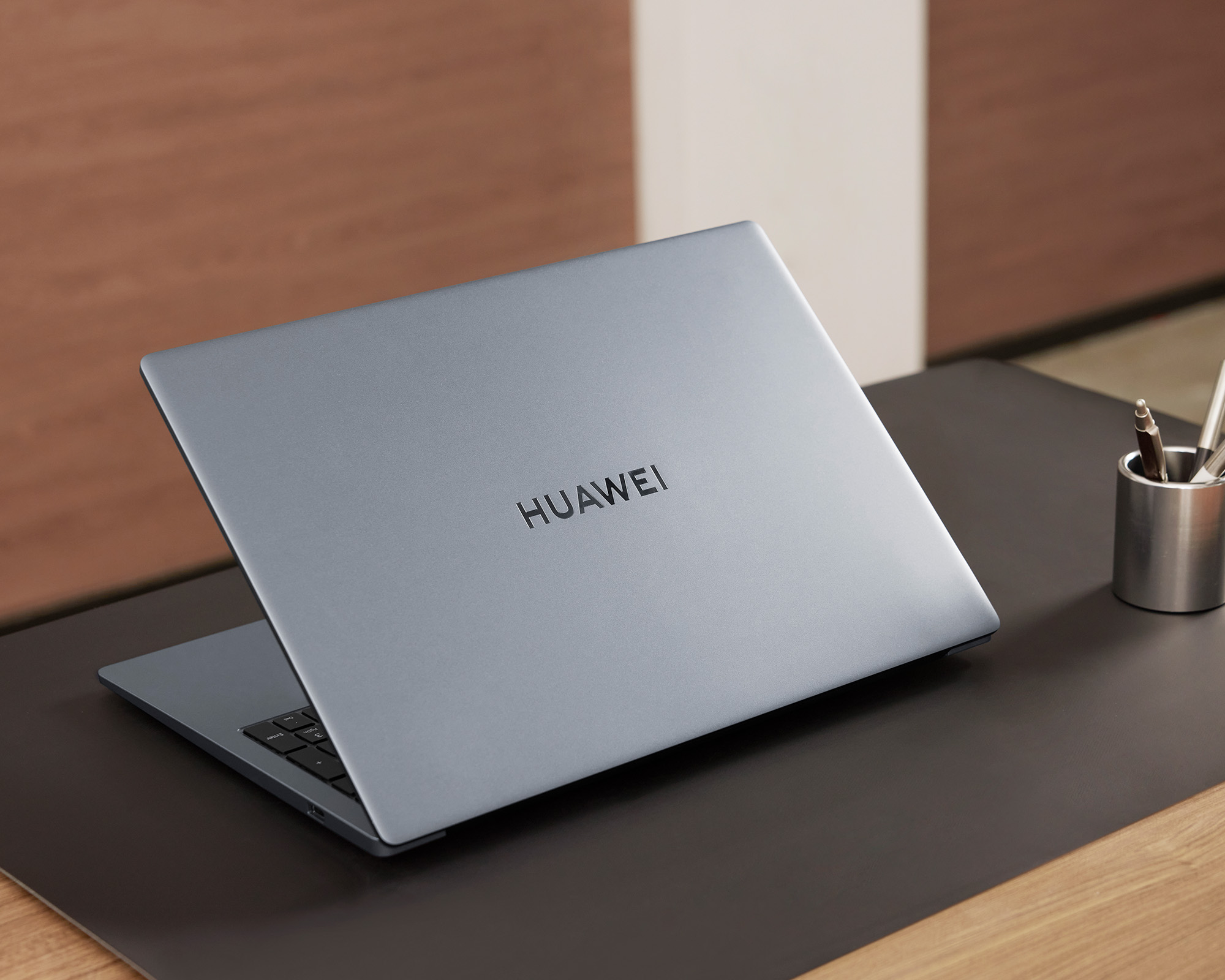 HUAWEI MateBook D 16 2024 i9 alto rendimiento en cualquier tarea