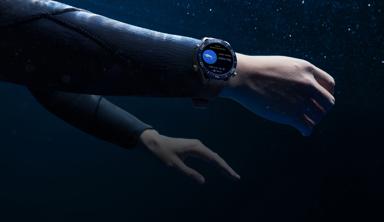 HUAWEI WATCH Ultimate 100-metre Water Resistance During Dives