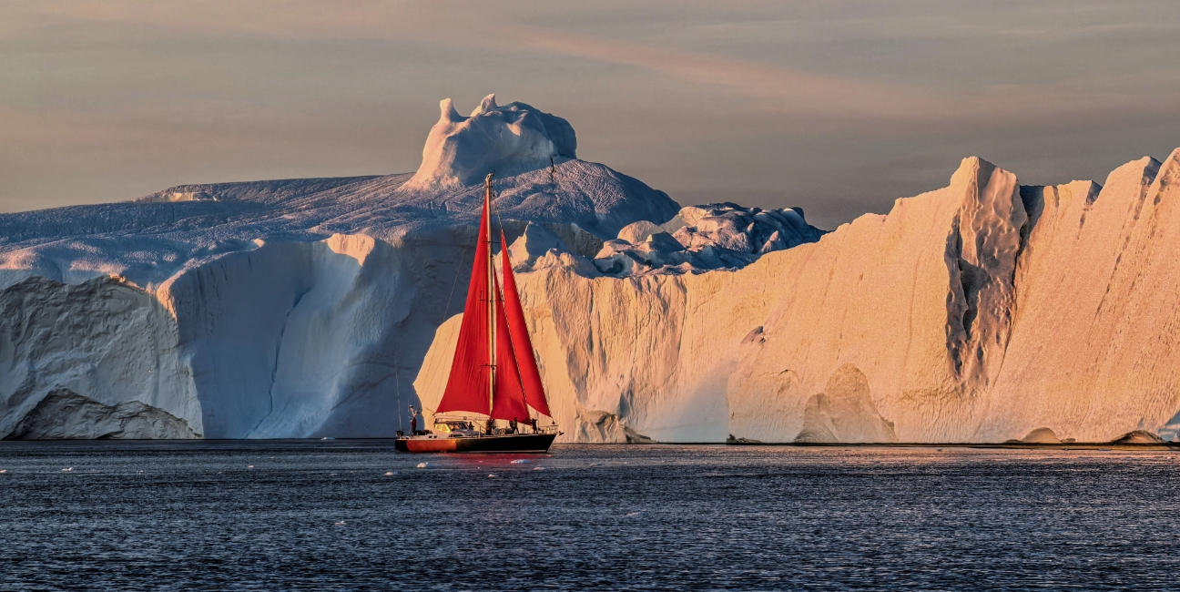 HUAWEI Mate XT | ULTIMATE DESIGN photography sample, showing astonishing adventures