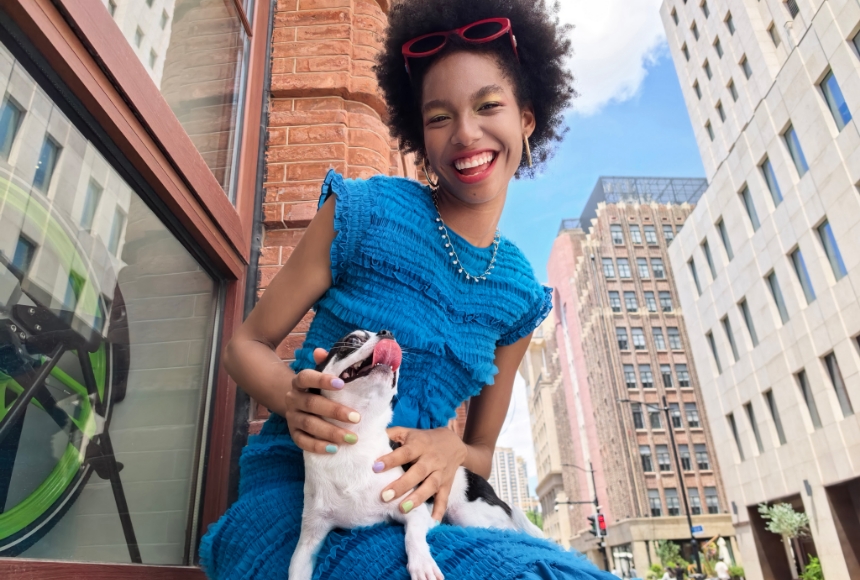 Photos taken by HUAWEI nova 14 Pro, demonstrating rear multi-focal portrait