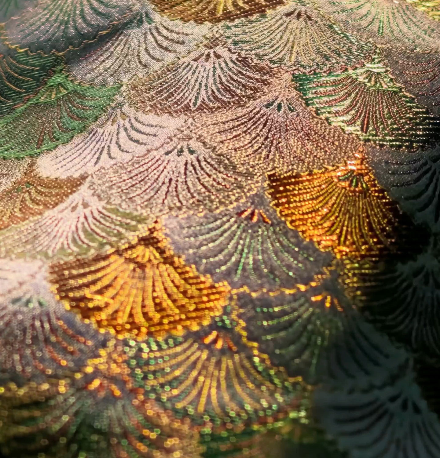 Ultra Chroma XMAGE Video on HUAWEI Mate 70 Pro, demonstrating delicate textures and true-to-life colors