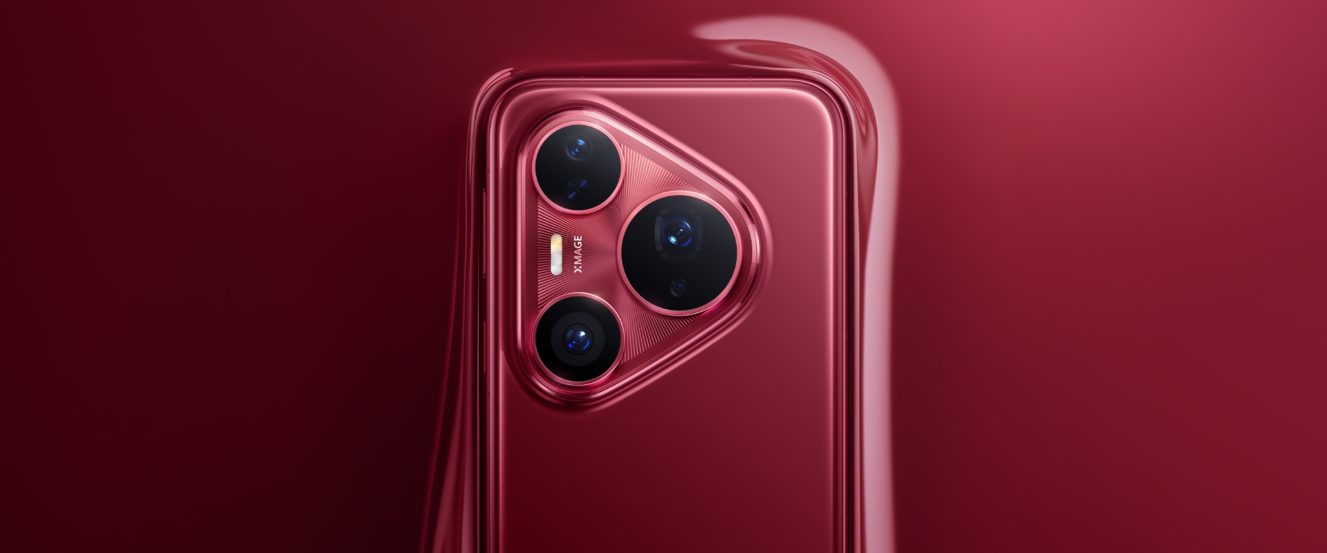 HUAWEI Pura 80 Pro glazed red, display the phone's color