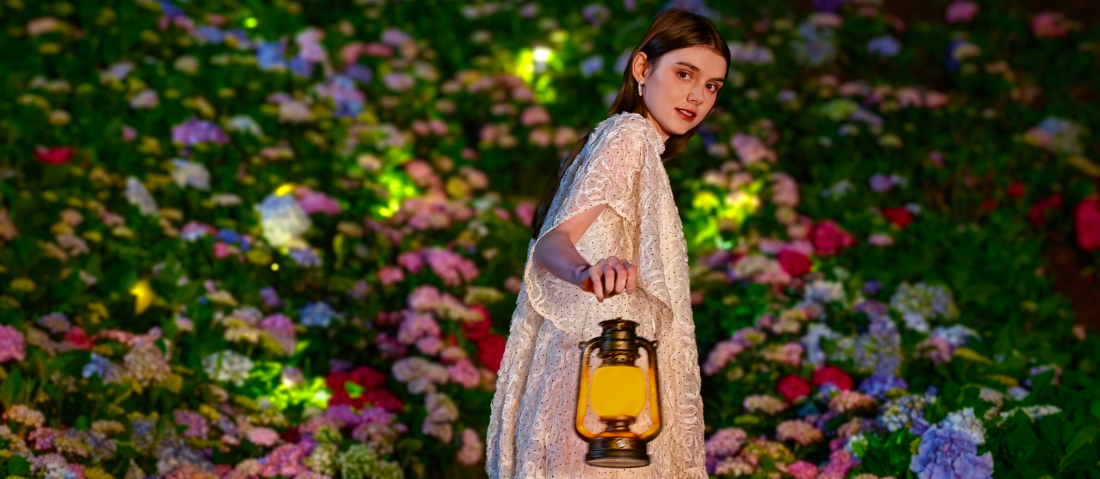 Night photos taken by HUAWEI Pura 80 Ultra, display the rich colors and details of the photos