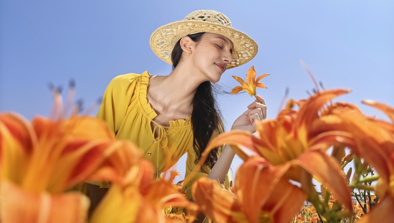 Photos taken by HUAWEI Pura 80 cameras, display the phone's Ultra Chroma XMAGE camera function