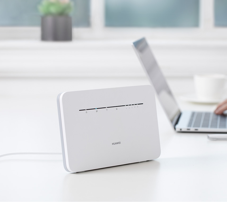 HUAWEI 4G Router 3 Pro 4 gigabit ethernet ports