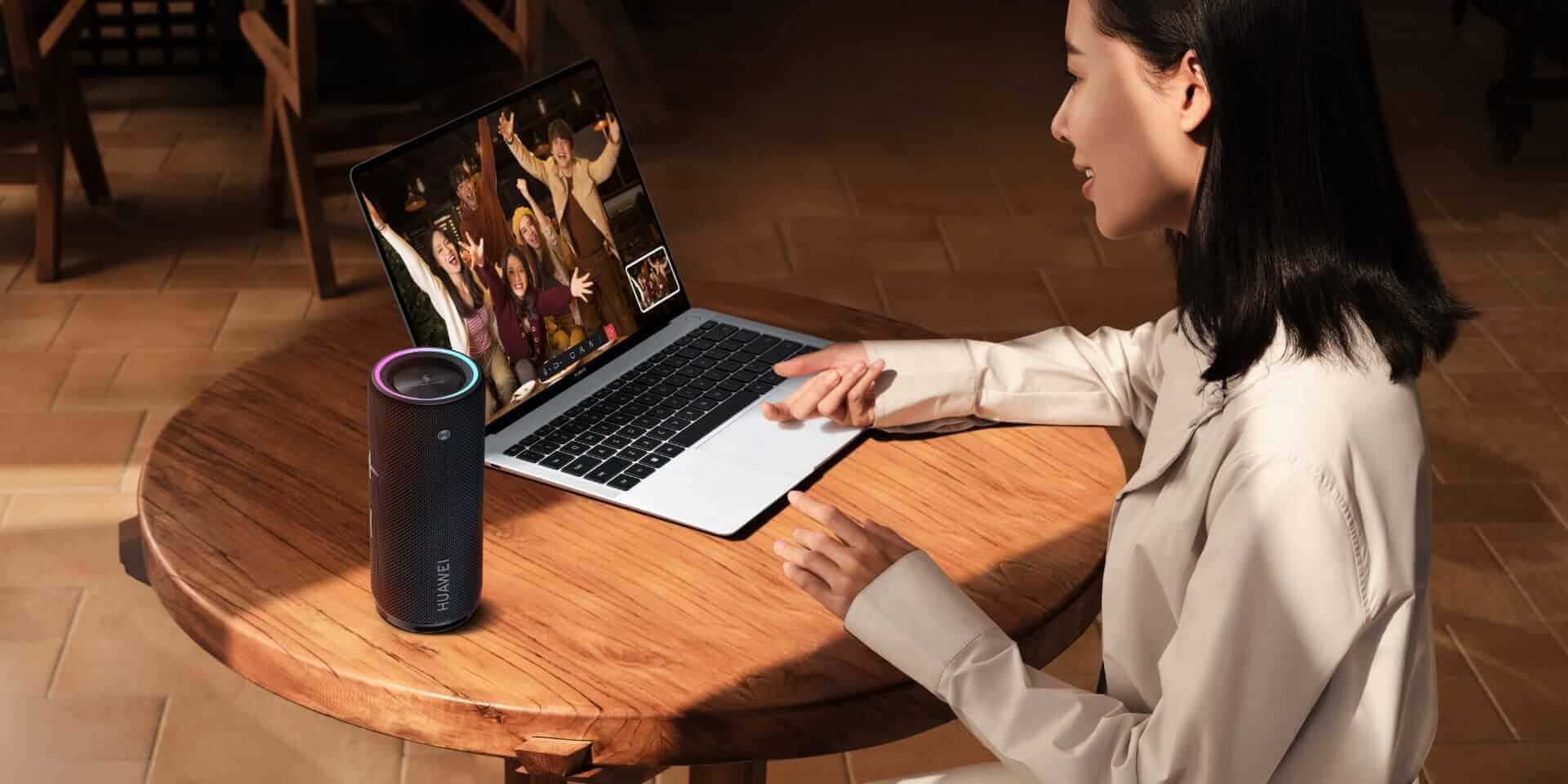 HUAWEI Sound Joy 2 Bluetooth Speaker Working