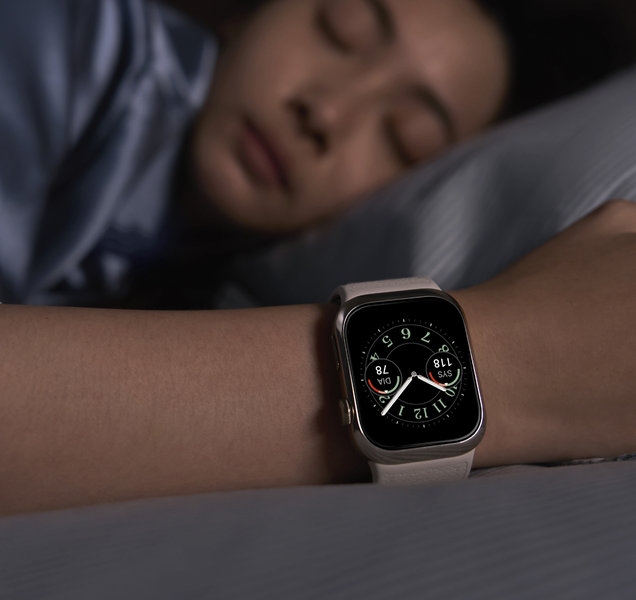 A user wearing HUAWEI Watch is sleeping, showcasing the emotional and sleep improvement program of HUAWEI Research