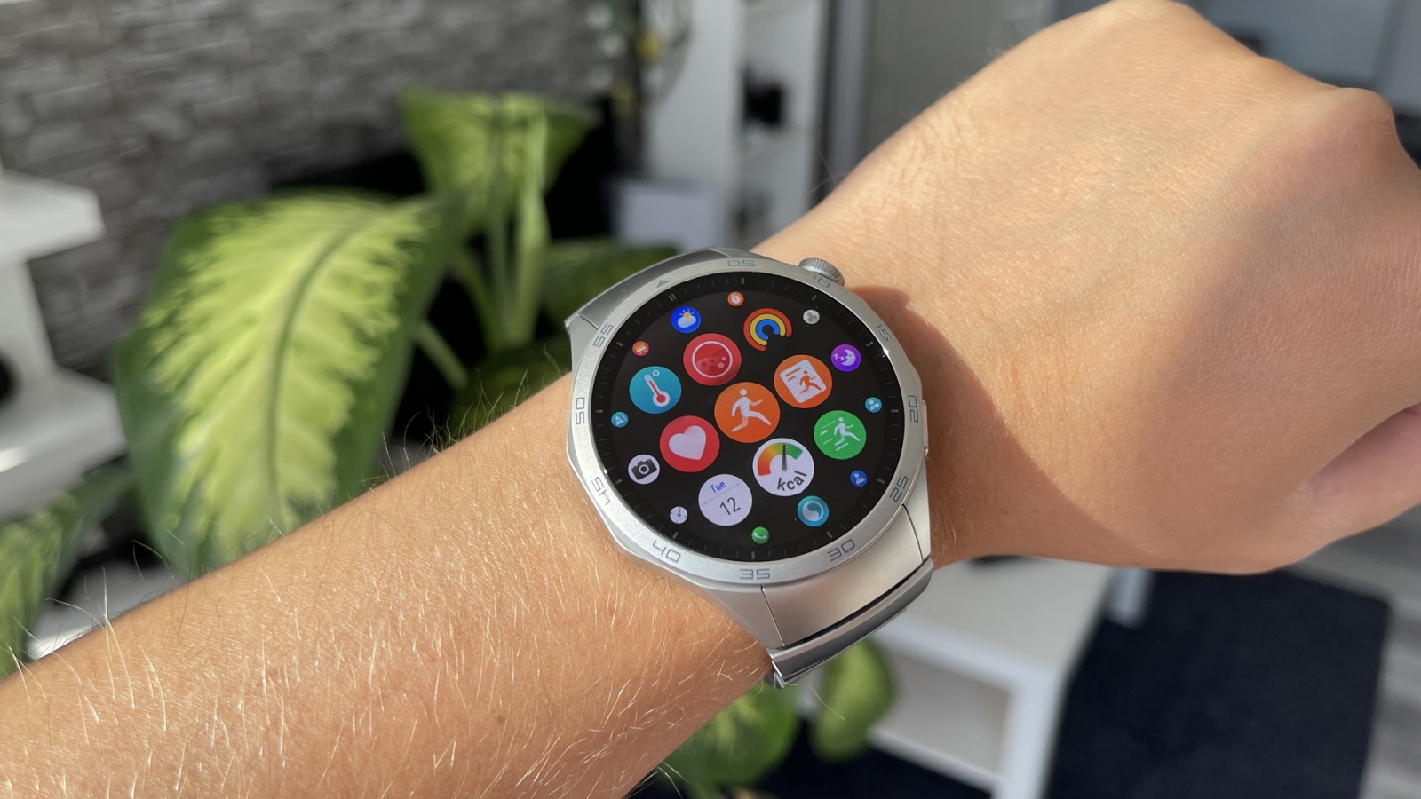 Cumpără HUAWEI WATCH GT 4 - Design nou iconic - HUAWEI România