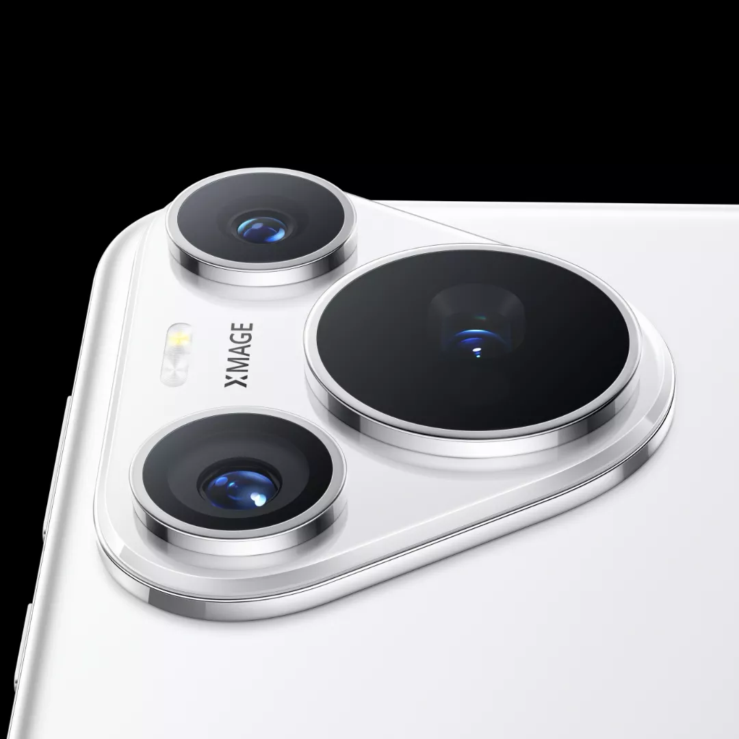 HUAWEI Pura 70 Pro | Fashion Forward